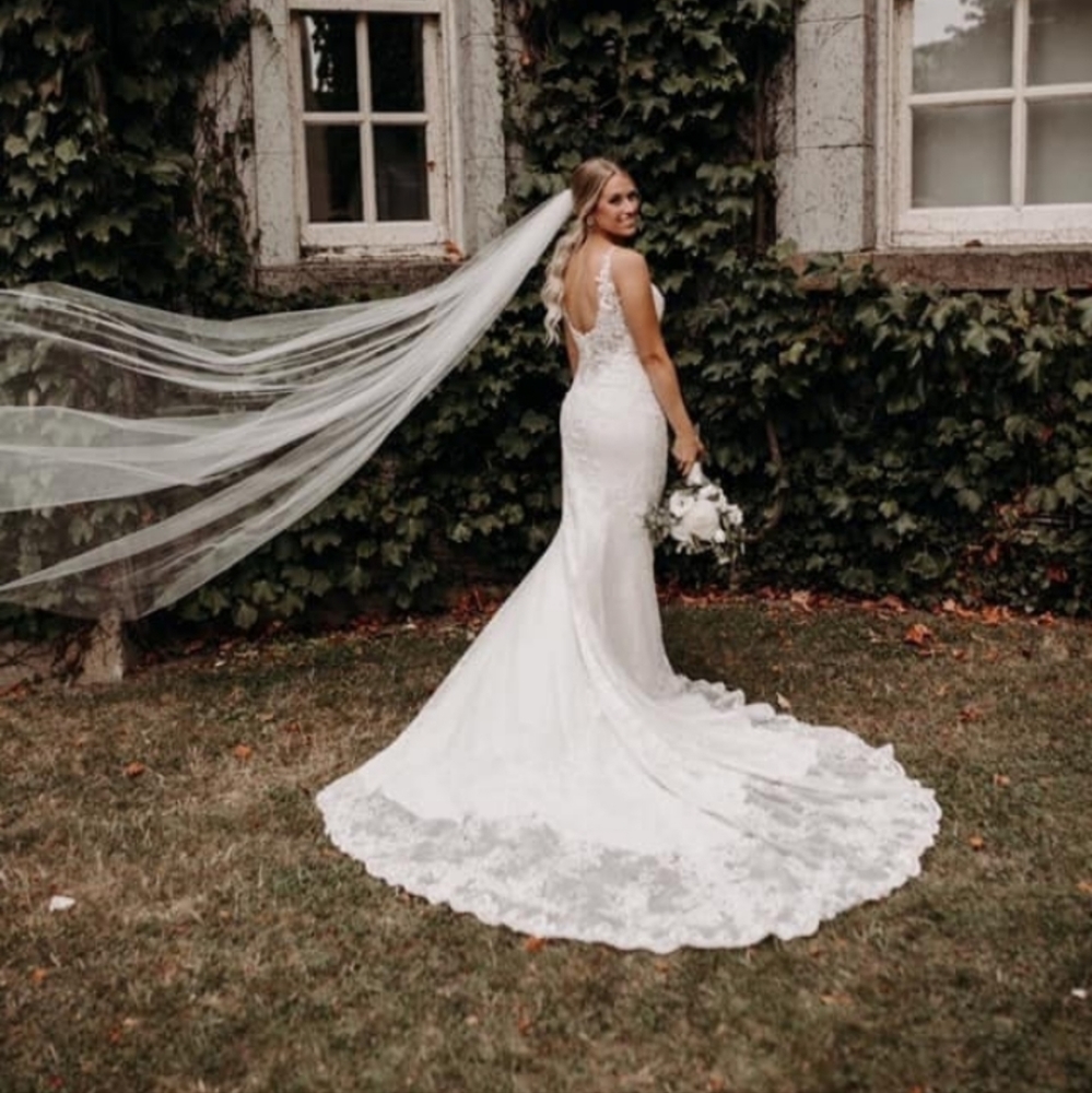 Bridal Veil - 90 inch, cathedral
